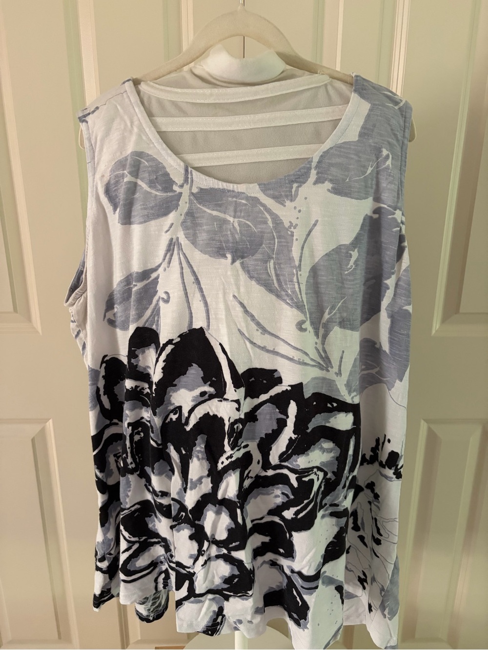Parsley & Sage White Tank with Black and Light Gray Floral Print